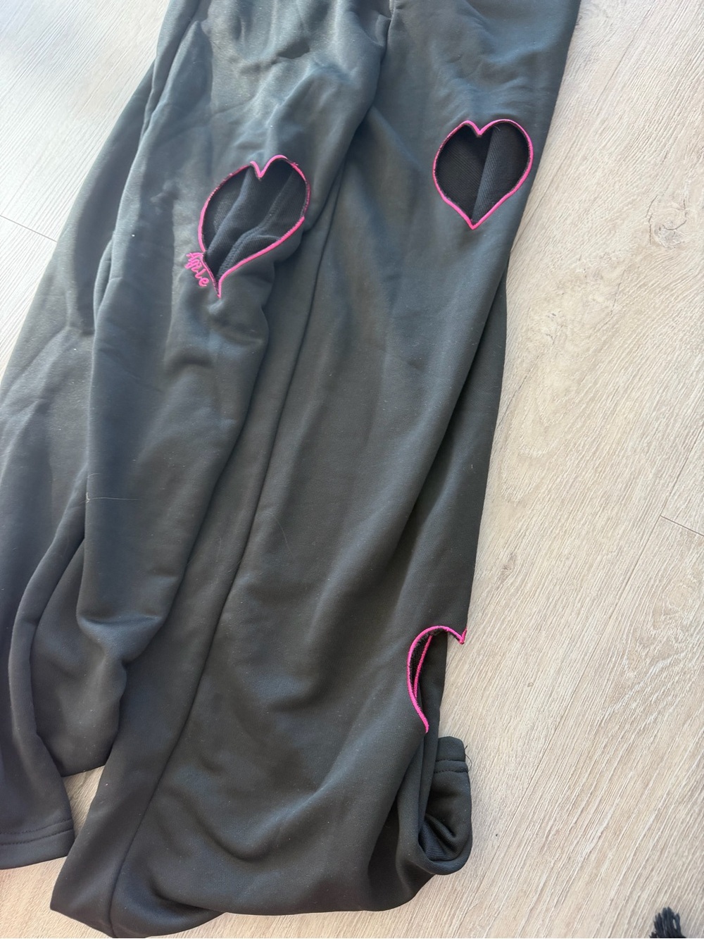 SHEIN Black Heart Cutout Joggers
